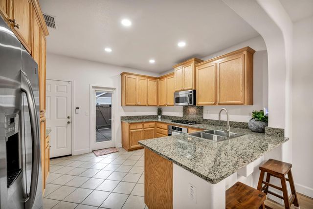 3152 Noahblomquist Way, Rancho Cordova, CA 95670