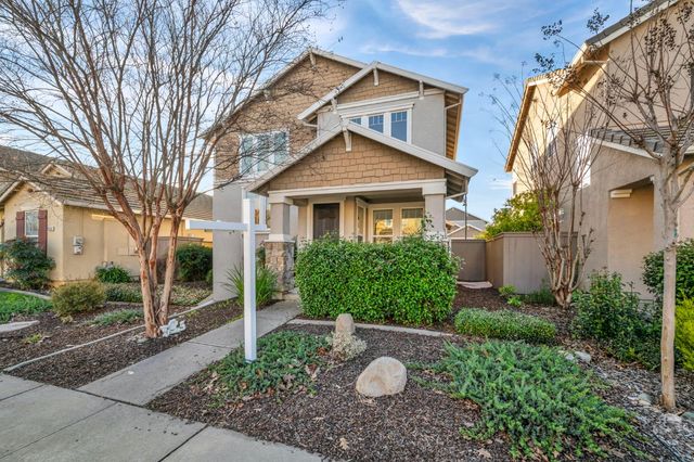 3152 Noahblomquist Way, Rancho Cordova, CA 95670