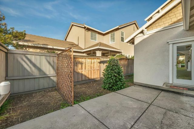 3152 Noahblomquist Way, Rancho Cordova, CA 95670