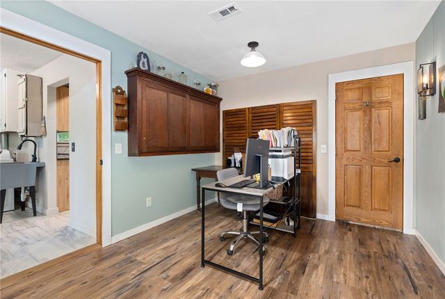14627 Elkhorn Springs Road, Fayetteville, AR 72704