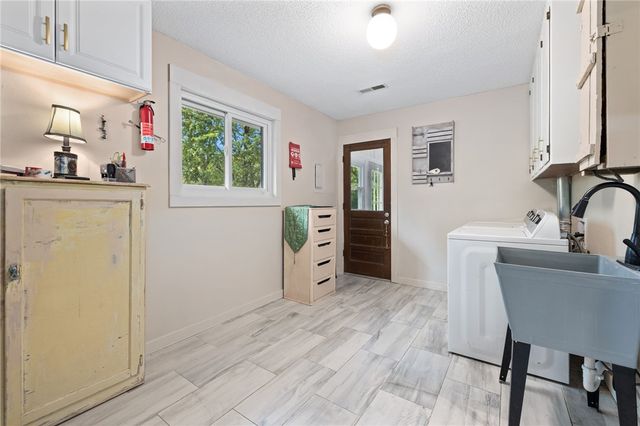 14627 Elkhorn Springs Road, Fayetteville, AR 72704