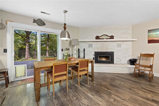 14627 Elkhorn Springs Road, Fayetteville, AR 72704