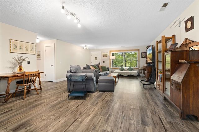 14627 Elkhorn Springs Road, Fayetteville, AR 72704