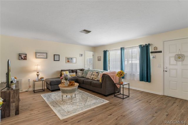 3288 N Maidencane Drive, Beverly Hills, FL 34465
