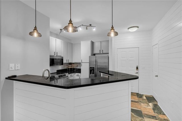 821 Ralph McGill NE 3217, Atlanta, GA 30306