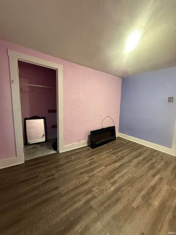 3317 Smith Street, Fort Wayne, IN 46806