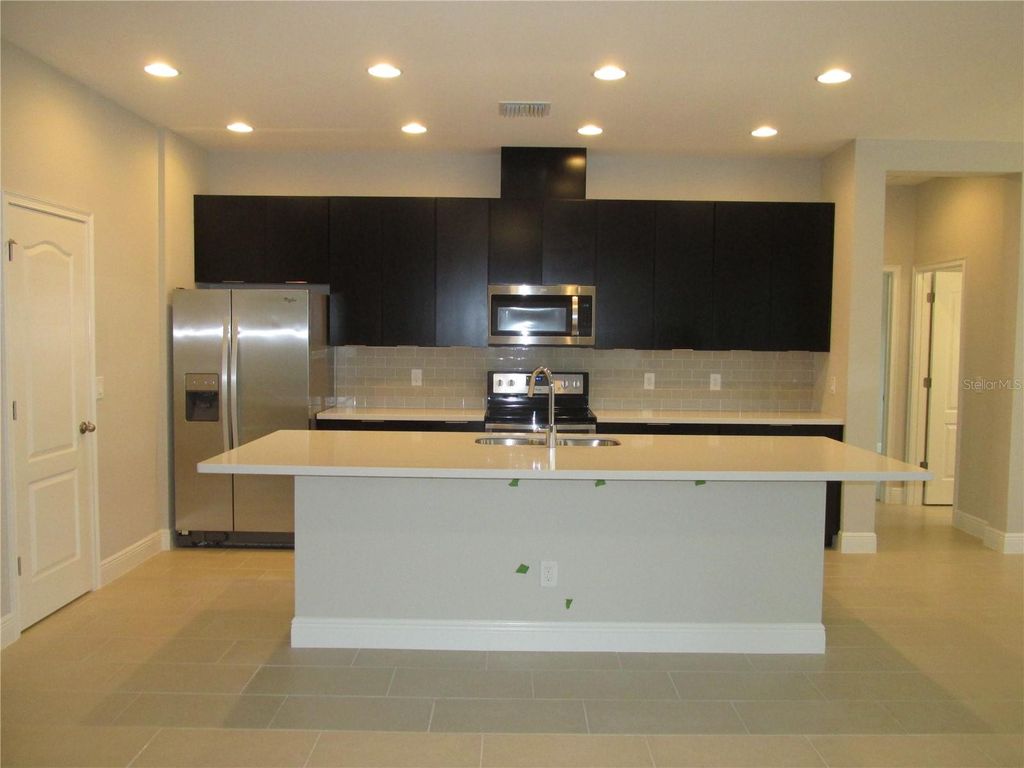 Image 2 of property listing at 7252 BACKWOODS TRAIL, Windermere, FL 34786