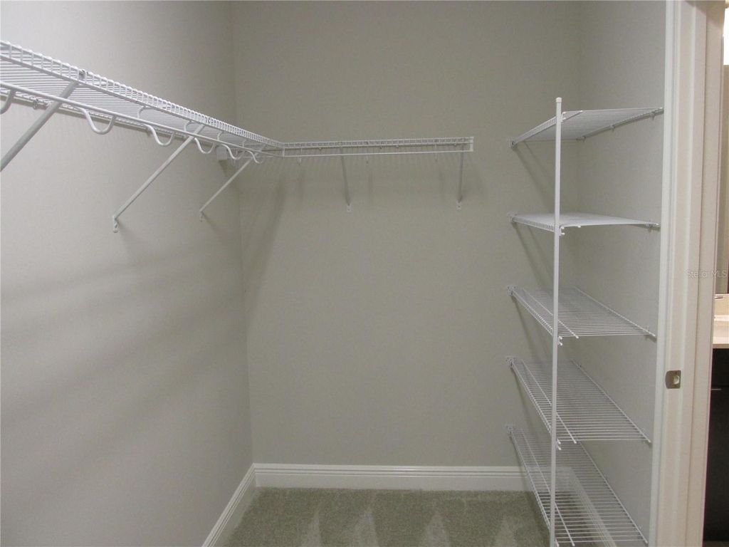 Image 10 of property listing at 7252 BACKWOODS TRAIL, Windermere, FL 34786