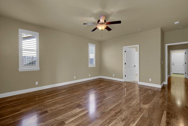 2182 Newcastle Dr, Yuba City, CA 95991