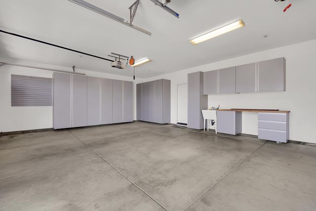 2182 Newcastle Dr, Yuba City, CA 95991