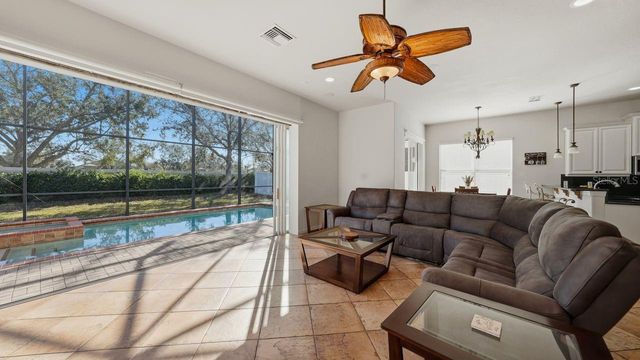 6627 38TH LANE E, Sarasota, FL 34243