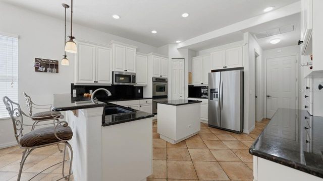 6627 38TH LANE E, Sarasota, FL 34243