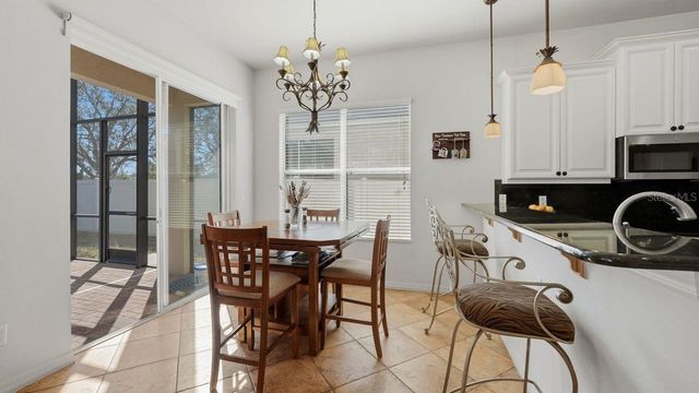 6627 38TH LANE E, Sarasota, FL 34243