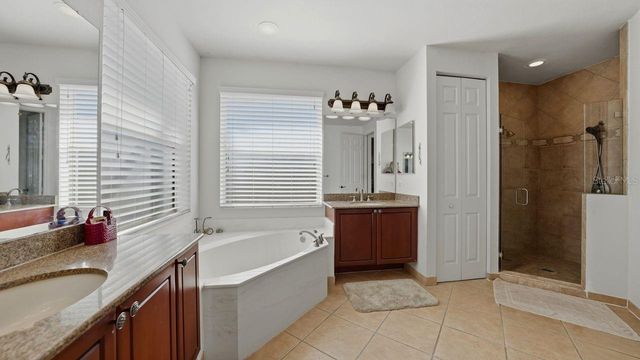 6627 38TH LANE E, Sarasota, FL 34243