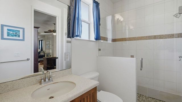 6627 38TH LANE E, Sarasota, FL 34243