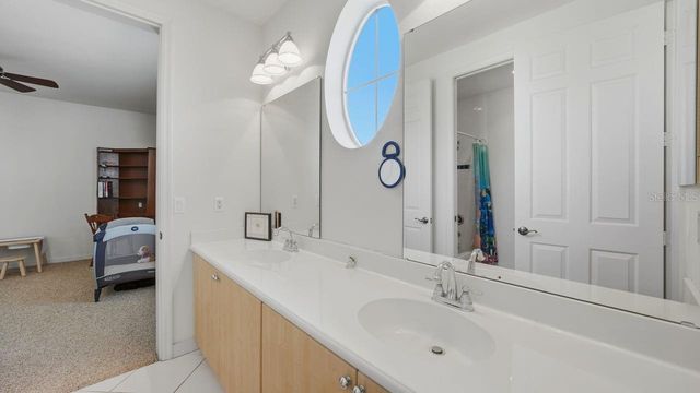 6627 38TH LANE E, Sarasota, FL 34243