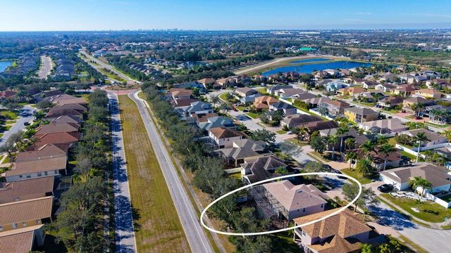 6627 38TH LANE E, Sarasota, FL 34243