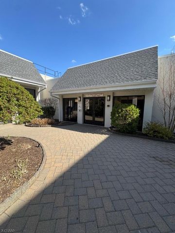 258 De Rose Ct 258, West Orange Twp., NJ 07052