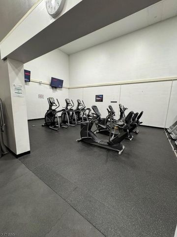 258 De Rose Ct 258, West Orange Twp., NJ 07052