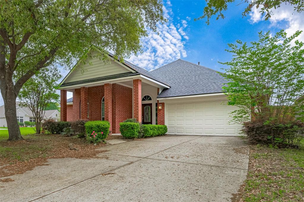 1007 Casting Springs Way, Spring, TX 77373