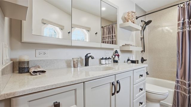 6142 Penn Drive, Penn Twp, PA 16002