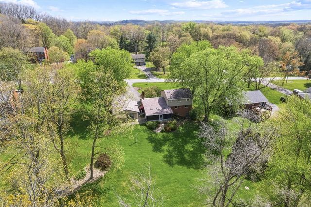 6142 Penn Drive, Penn Twp, PA 16002
