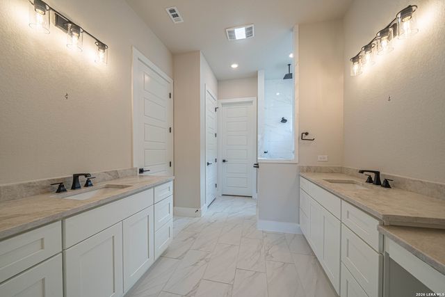 2032 Toscano Way, Kerrville, TX 78028