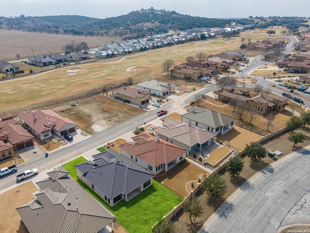 2032 Toscano Way, Kerrville, TX 78028
