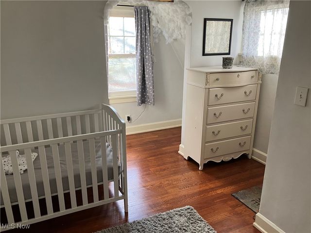 5982 Maplecliff Drive, Parma Heights, OH 44130