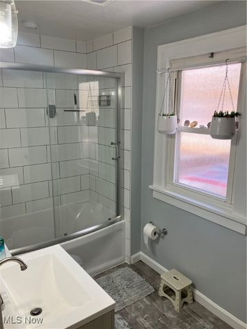 5982 Maplecliff Drive, Parma Heights, OH 44130