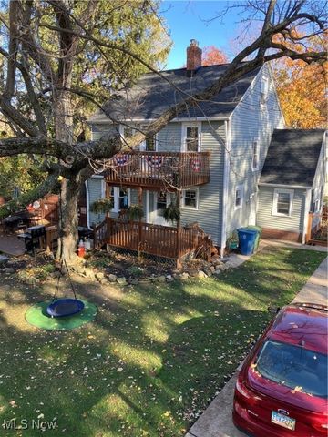 5982 Maplecliff Drive, Parma Heights, OH 44130