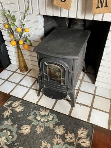 5982 Maplecliff Drive, Parma Heights, OH 44130