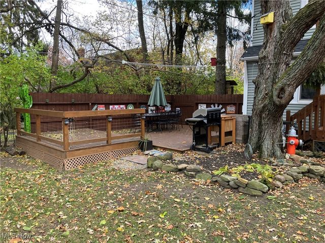 5982 Maplecliff Drive, Parma Heights, OH 44130