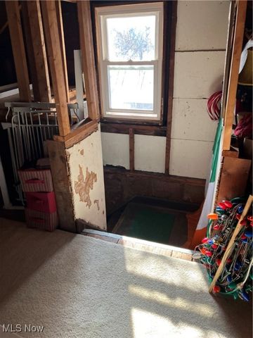 5982 Maplecliff Drive, Parma Heights, OH 44130