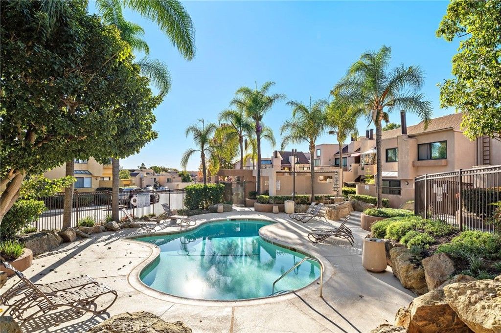 25761 Le Parc 82, Lake Forest, CA 92630 — photo 4