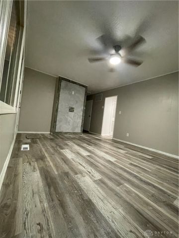 4594 Guadalupe Avenue, Dayton, OH 45417