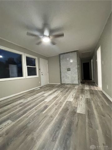 4594 Guadalupe Avenue, Dayton, OH 45417