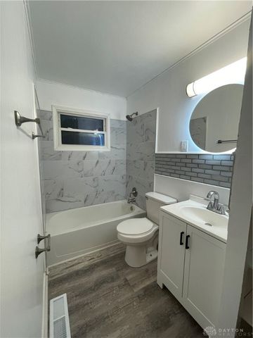 4594 Guadalupe Avenue, Dayton, OH 45417