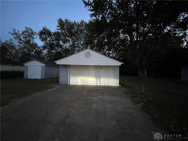 4594 Guadalupe Avenue, Dayton, OH 45417