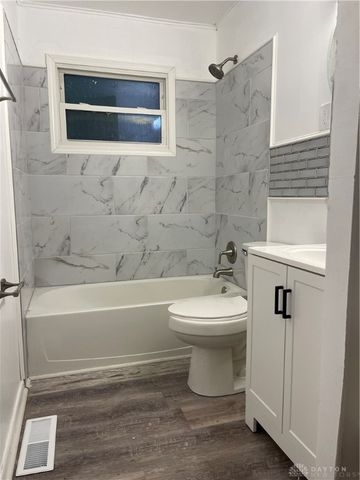 4594 Guadalupe Avenue, Dayton, OH 45417