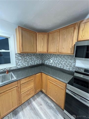 4594 Guadalupe Avenue, Dayton, OH 45417