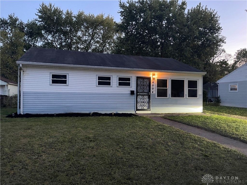 4594 Guadalupe Avenue, Dayton, OH 45417