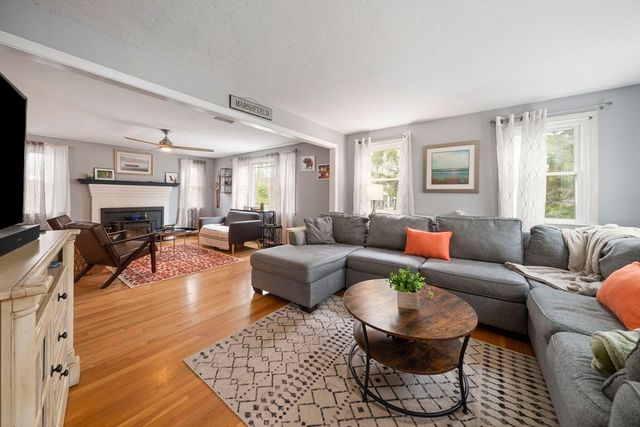 17 Eden Rd, Marshfield, MA 02050