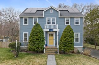 17 Eden Rd, Marshfield, MA 02050