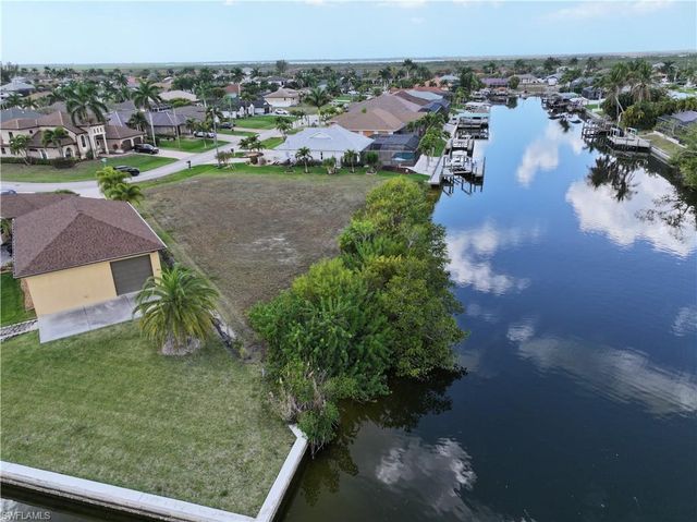 2801 SW 34th TER, Cape Coral, FL 33914