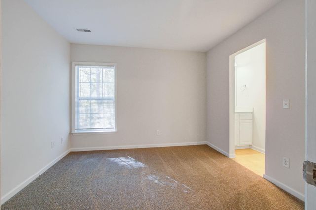 100 Chinquapin Drive, Summerville, SC 29485