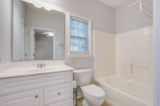 100 Chinquapin Drive, Summerville, SC 29485