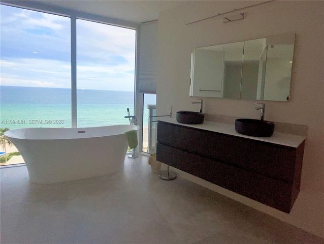 17555 Collins Ave 1001, Sunny Isles Beach, FL 33160