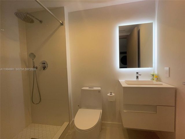 17555 Collins Ave 1001, Sunny Isles Beach, FL 33160