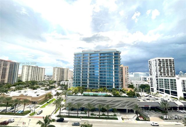 17555 Collins Ave 1001, Sunny Isles Beach, FL 33160